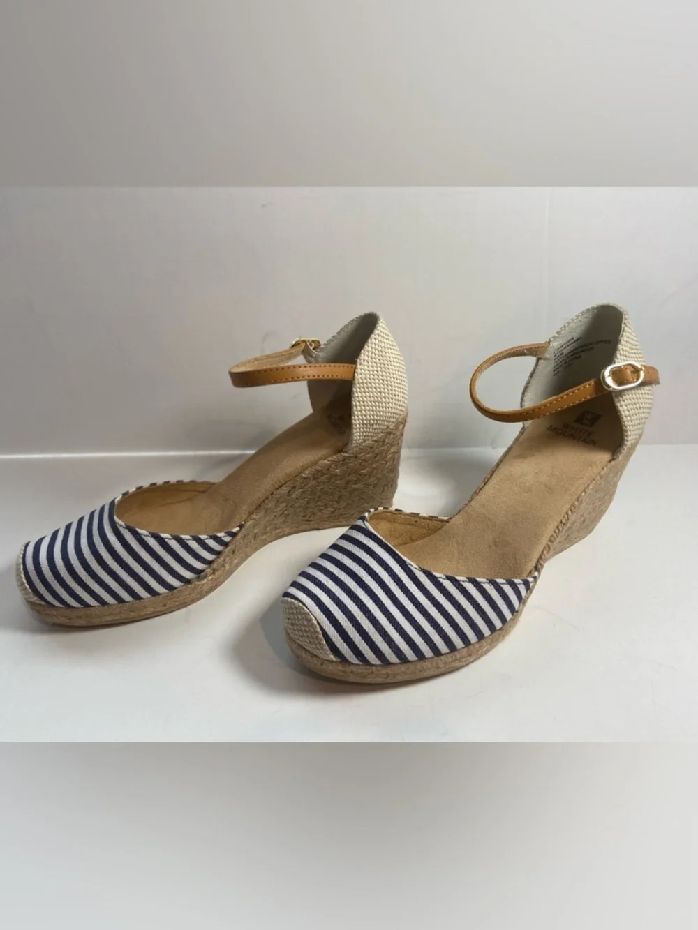 White Mountain~Navy/White Striped Cotton Canvas~Espadrille~Wedge~Sandal~Size 8.5